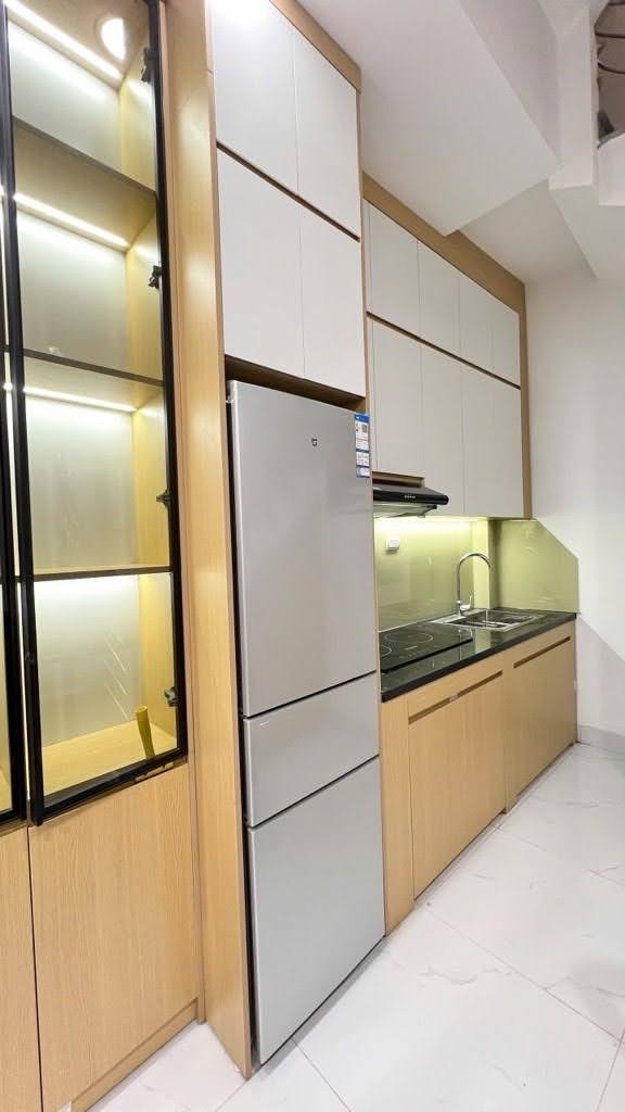 bán nhanh nhà phân lô phố Ngô Quyền 5 tầng nội thất đầy đủ 20m ô tô đỗ giá 5 tỷ